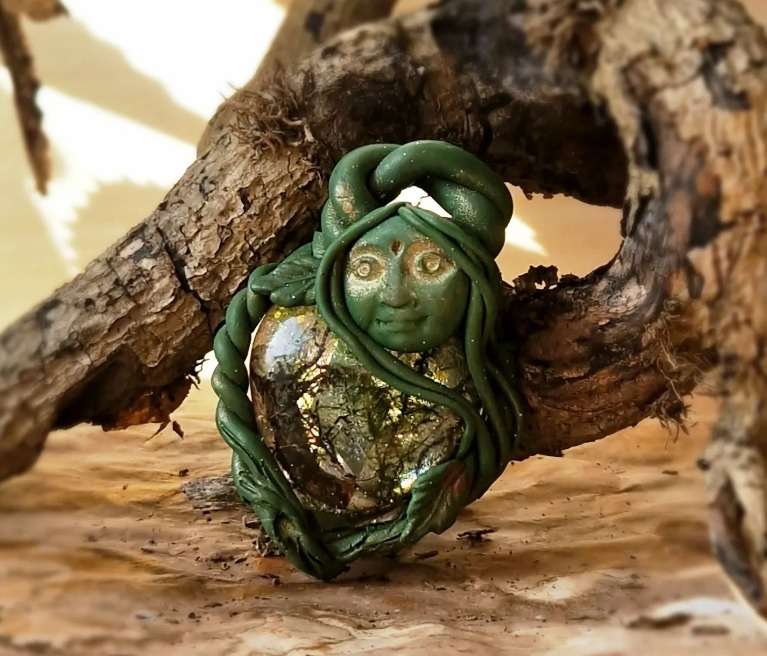 Handcrafted folk art, home decor, jewelry, wood burning, resin crafts, enchanted forest-inspired pieces, lamps, paintings, sculptures